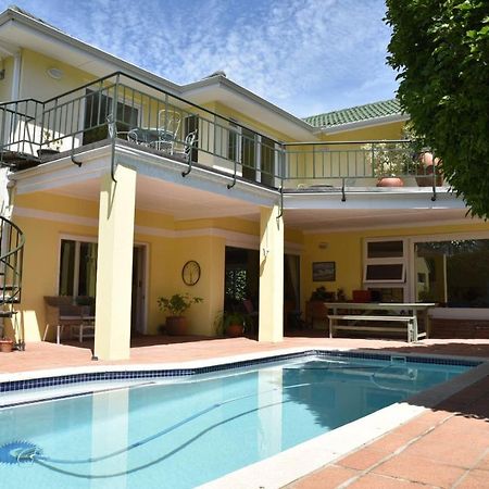 On Pinewood Guest House Kapstadt Exterior foto