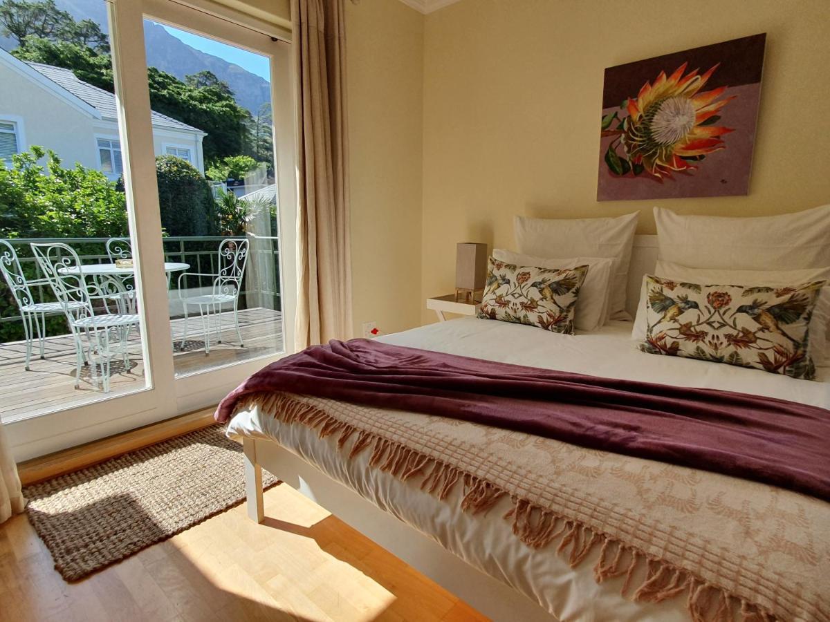 On Pinewood Guest House Kapstadt Exterior foto