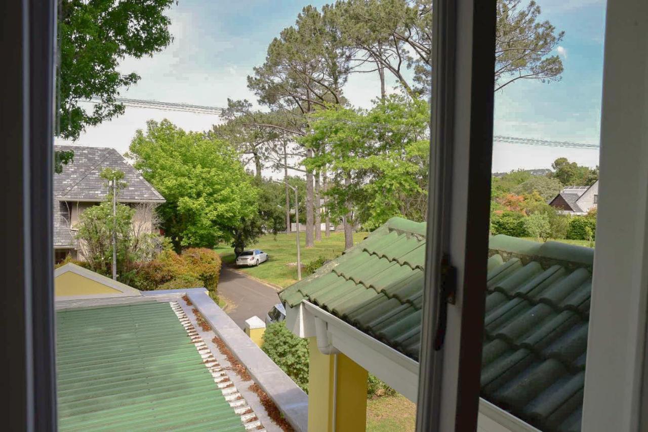 On Pinewood Guest House Kapstadt Exterior foto